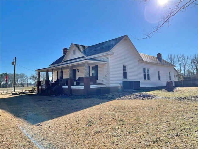 Photo - 2232 Adcock Rd