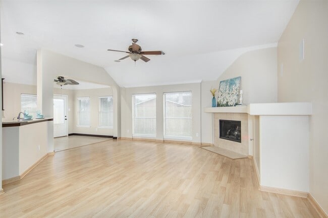 Photo - 179 Greenridge Cir