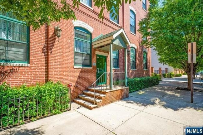 Photo - 729 Madison 1C Unit 1C