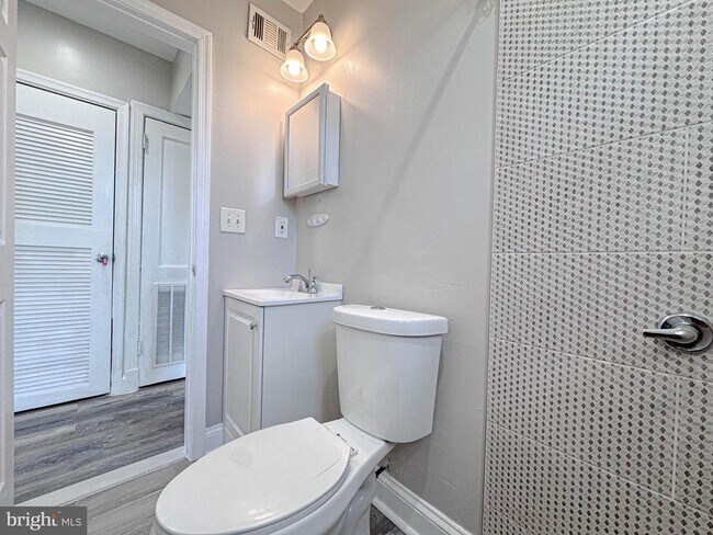 Photo - 4630 Hillside Rd SE Unit 3 & 4