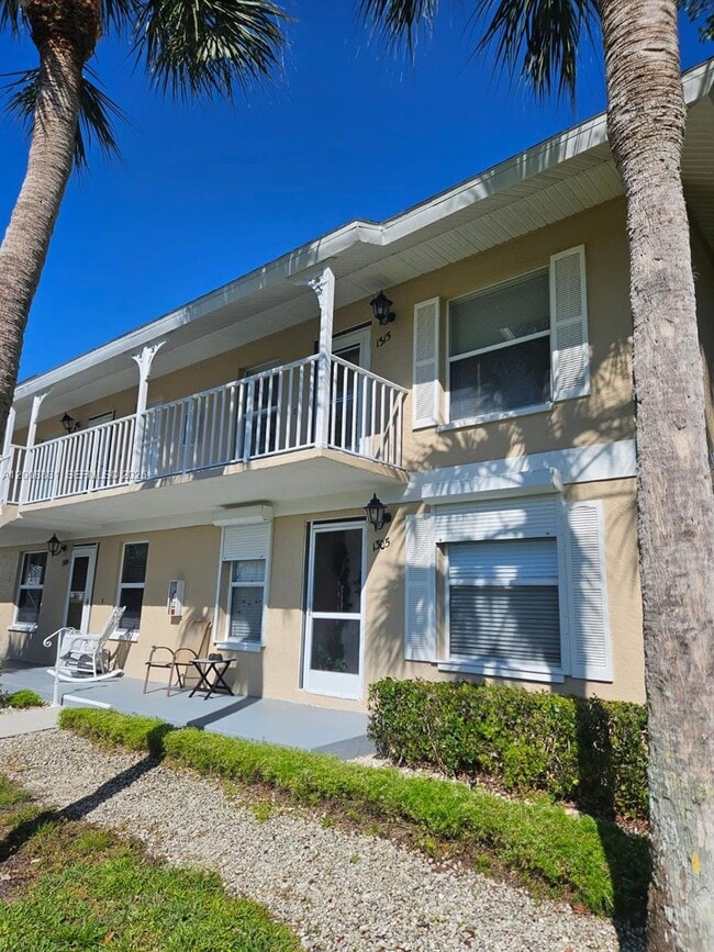 Building Photo - 1335 Mainsail Dr Unit 1315