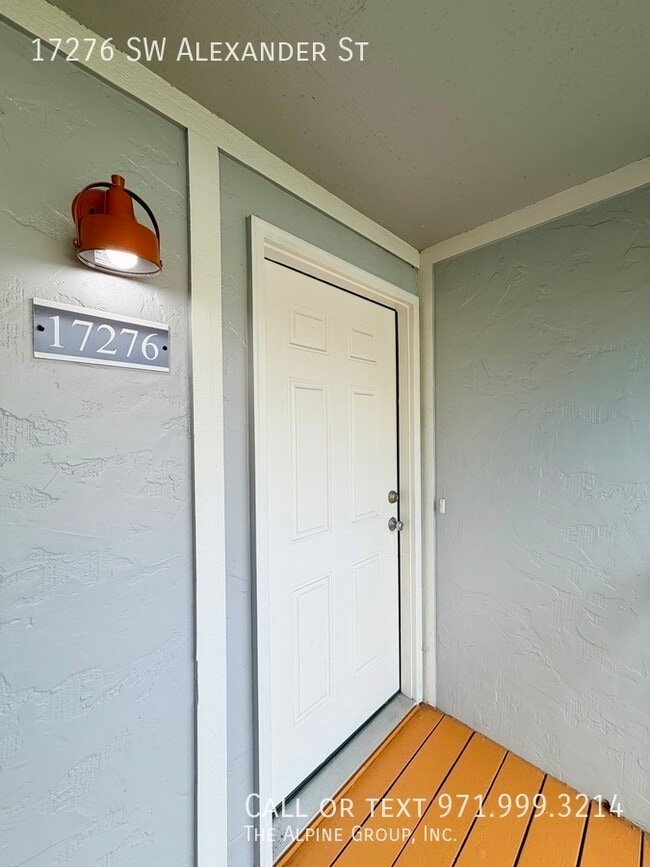 Photo - 17276 SW Alexander St