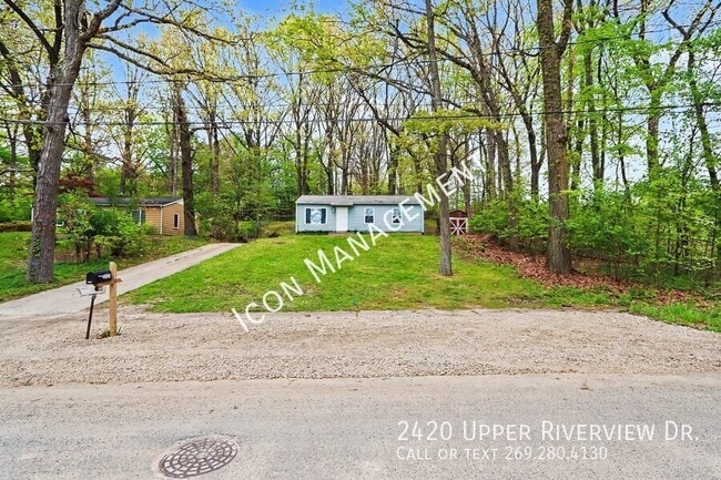 Photo - 2420 Upper Riverview Dr
