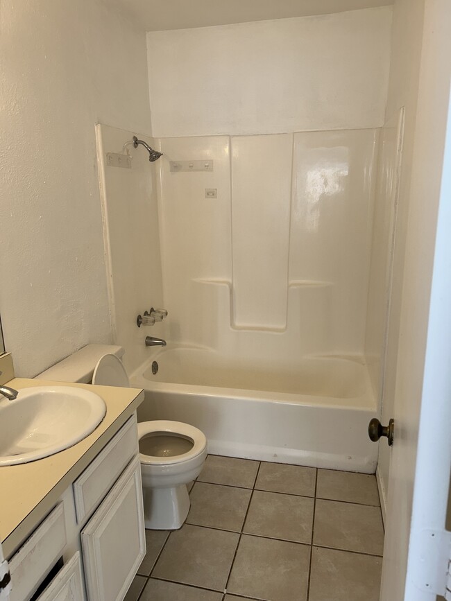 Photo - 4560 Chaha Rd