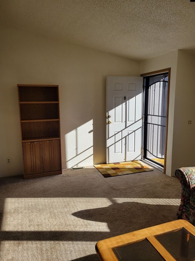 Photo - Cute 3 bed/2 bath home