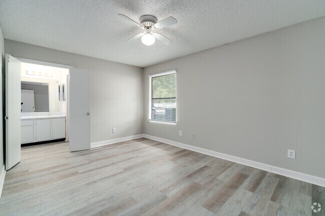 B2 - 2HAB, 2BA - 982SF - Dormitorio principal