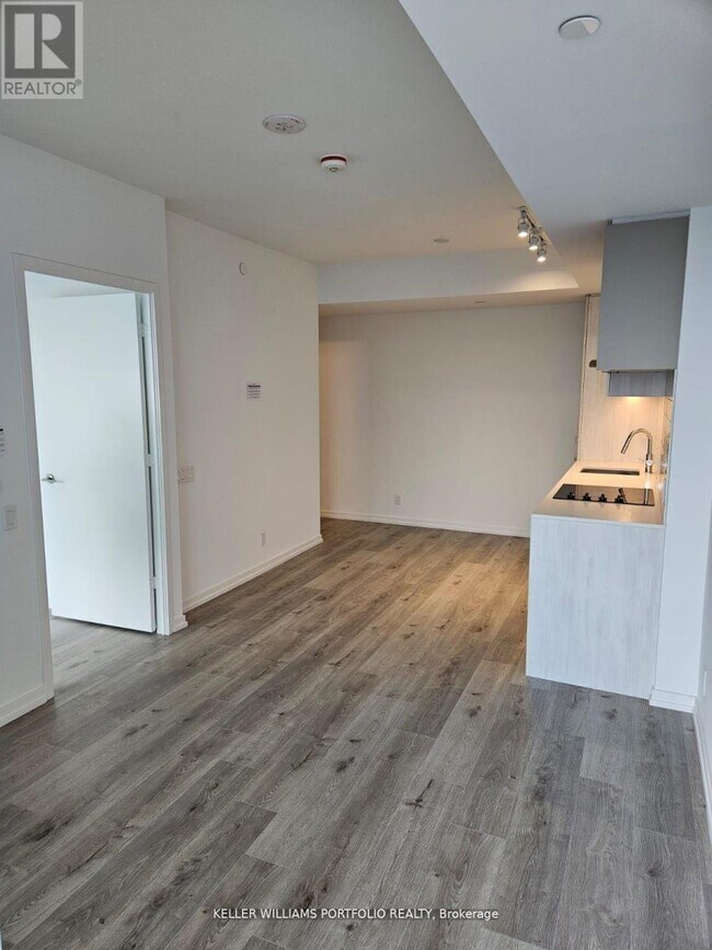 Photo - 1000 Portage Pkwy Unit 5001