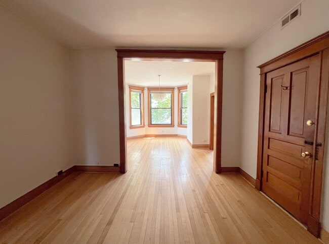 Photo - 909 N Campbell Ave Unidad 2