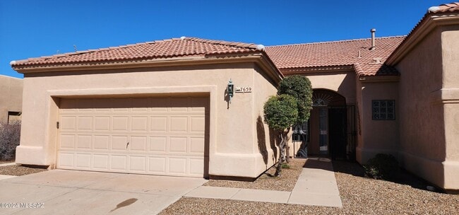Building Photo - 7659 E Park View Dr Rental