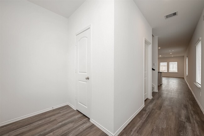Photo - 5619 Vintage Oakmont Dr