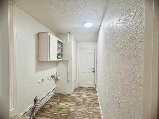 Photo - 1228 SW 50th St House