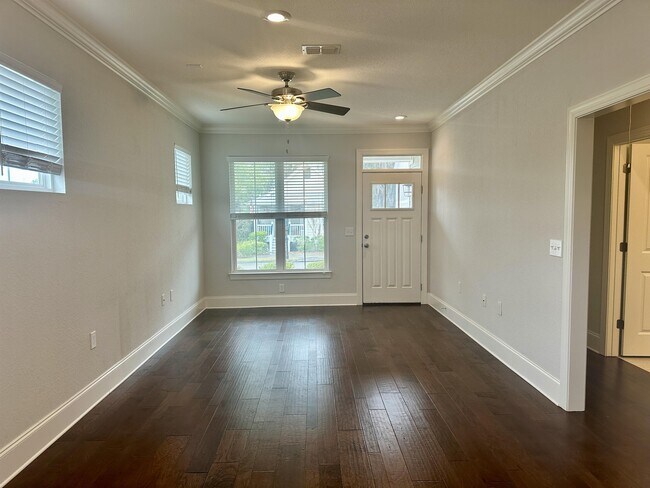 Photo - 1715 Brush Hill Rd House