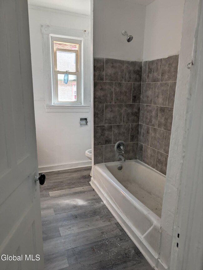 Photo - 120 Degraff St Unit 2