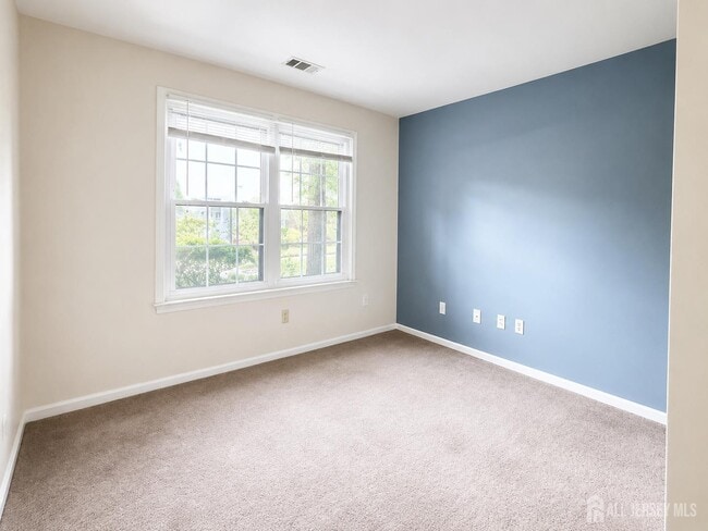 Photo - 903 Woodhaven Dr