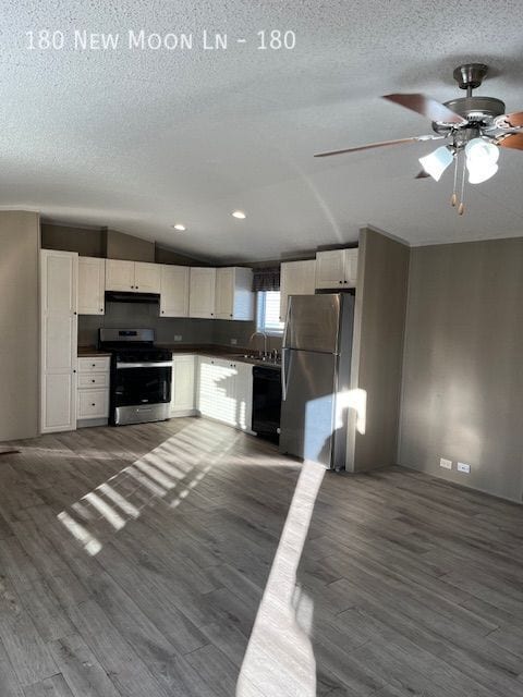 Photo - 180 New Moon Ln