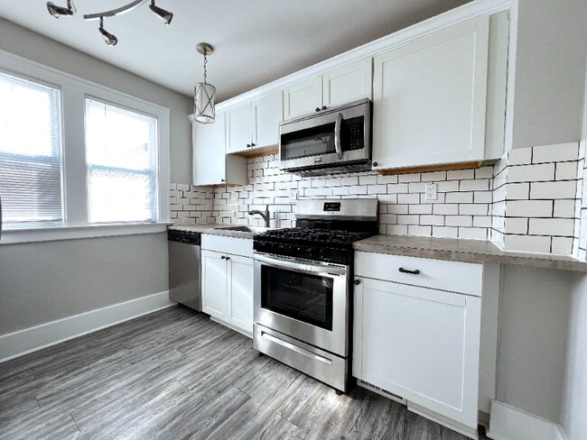 Photo - 4400 Devonshire Rd Unit 2