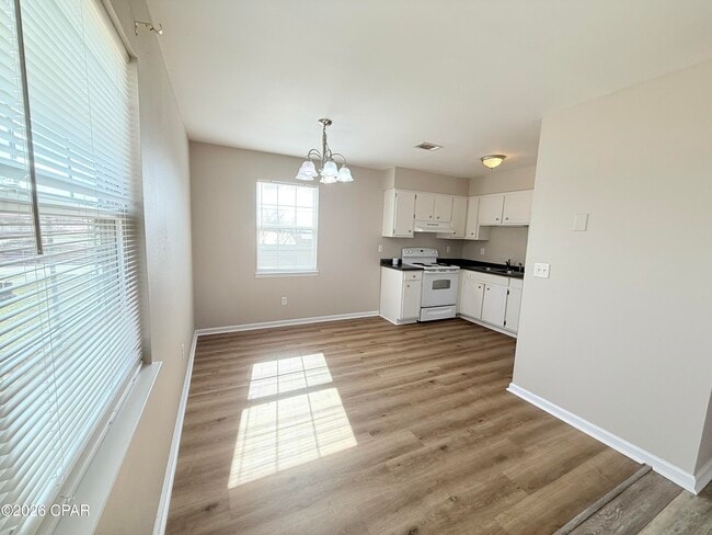 Photo - 130 Beulah Ave Unit #4