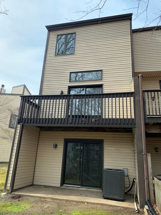 Photo - 2 bedroom, 2.5 bath townhome in Pike Creek