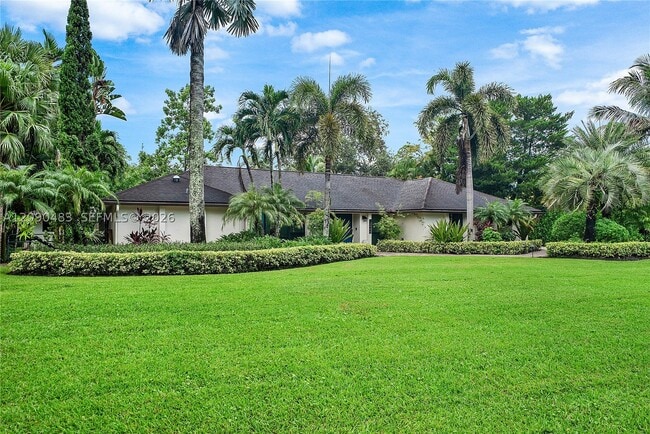 12466 Quercus Ln