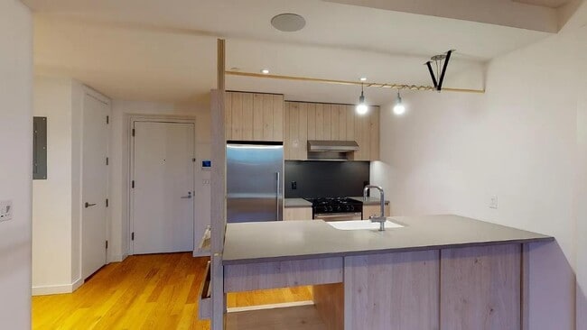 Photo - 557 Hart St Unidad 31-1