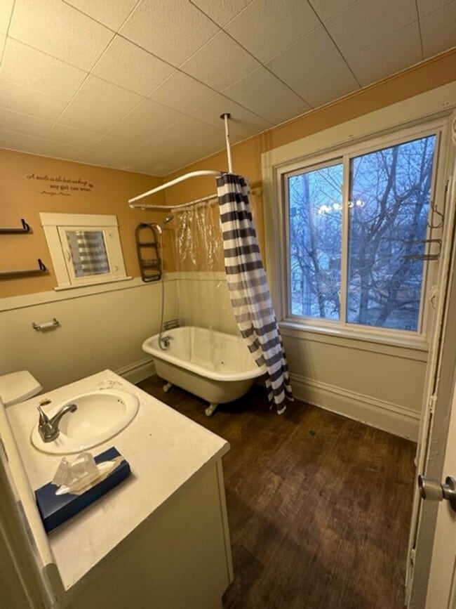 Photo - 514 16th St NE Unit 2