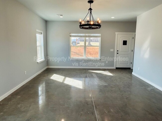 Photo - 104 N Harrison Ave