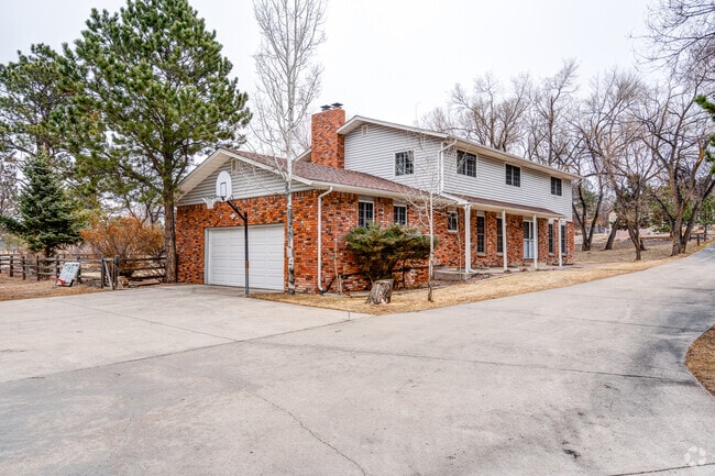 Building Photo - 7137 Milner Dr Rental