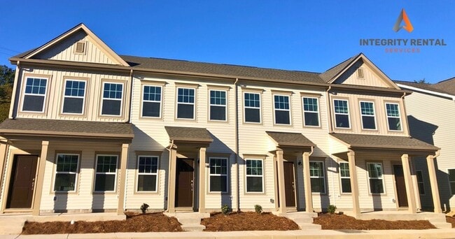 Building Photo - BEAUTIFUL 2 Bedroom Townhome in Midland - January Move In Special 1 Month Free