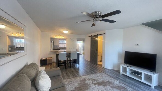 Photo - 1718 Silver Creek Ct