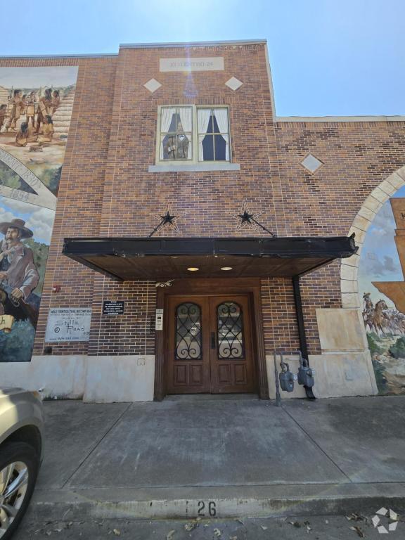 Building Photo - 204 S Caddo St Rental