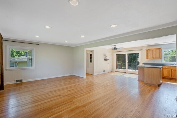 25 Franklin Ave