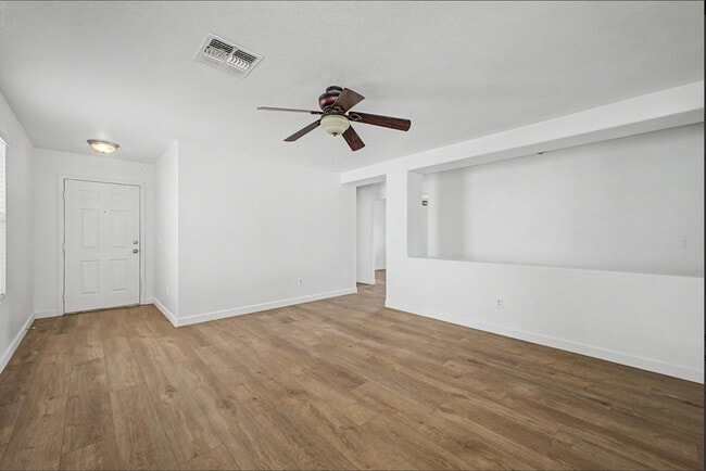 Photo - 1112 S Bogle Ct