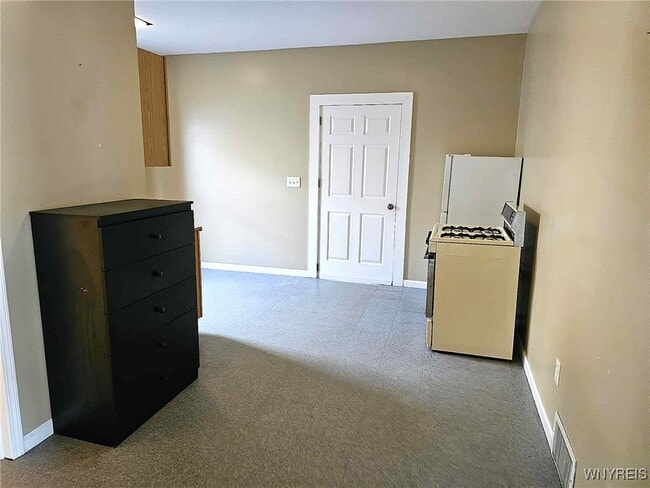 Photo - 1704 Abbott Rd