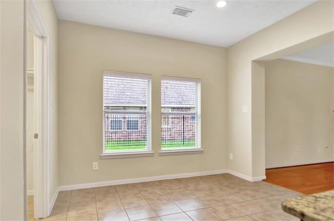 Photo - 26011 N Lakefair Dr