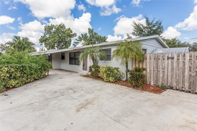 Photo - 848 Arlington Dr