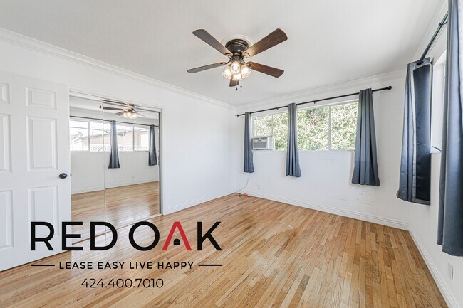 Building Photo - 436 S Oakhurst Dr Unit 6