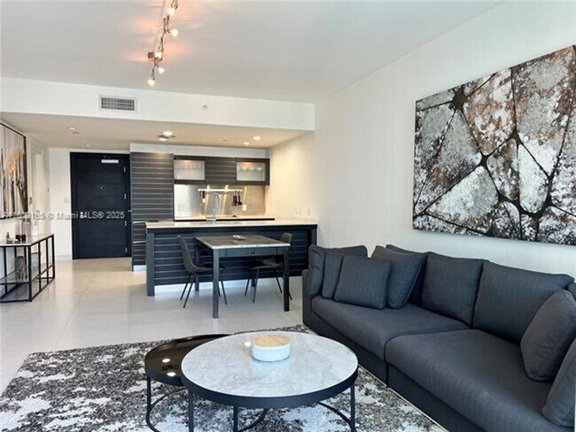 Photo - 200 Biscayne Blvd Way Apartment