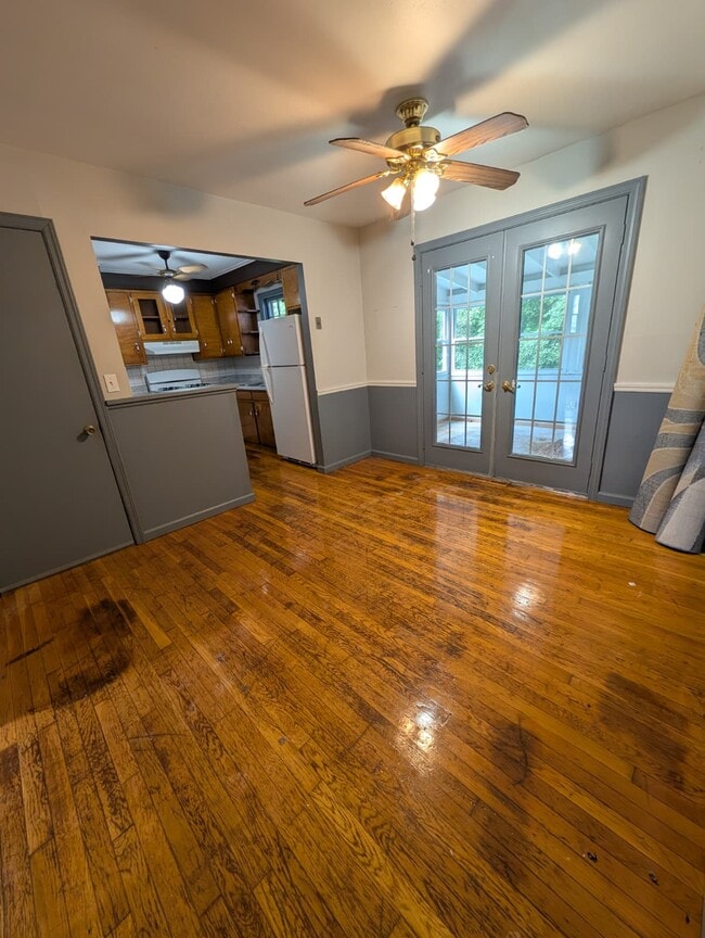 Photo - 7 Hemlock St