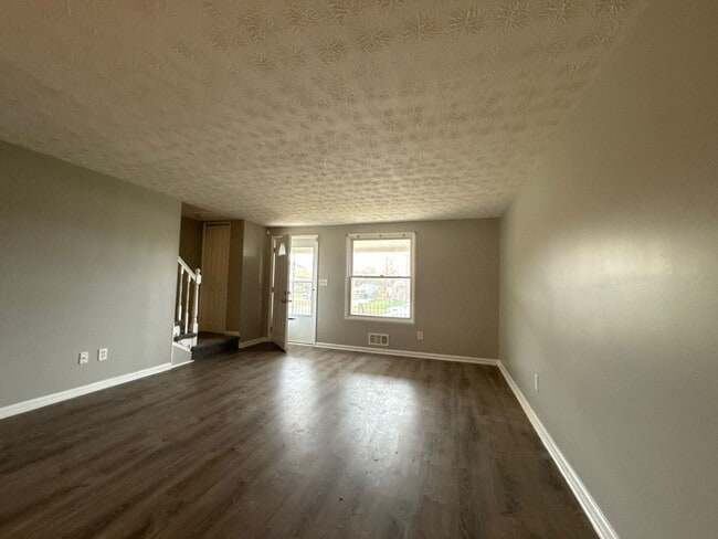 Photo - Beautiful Three Bedroom Home In Essex