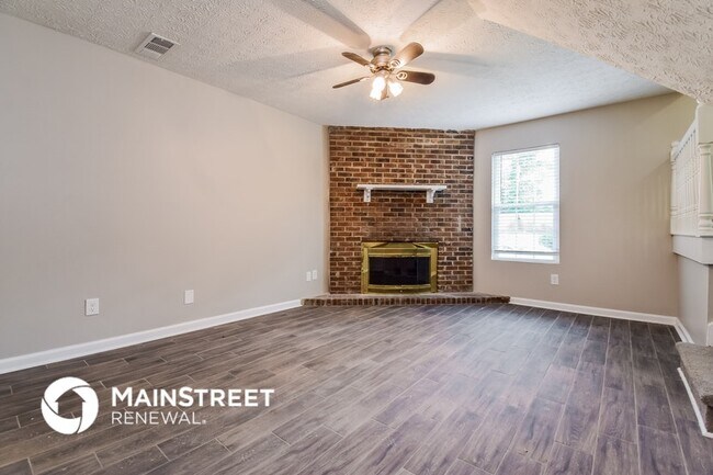 Photo - 5097 Martins Crossing Rd