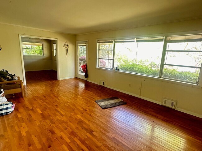 Photo - Glencrest 135 Unit Glencrest Front