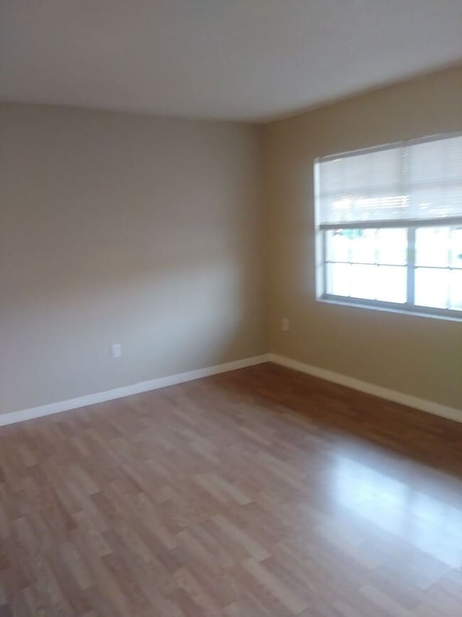 Photo - 1 BR/1.5 BA Apt near Downtown Eustis Unit 4