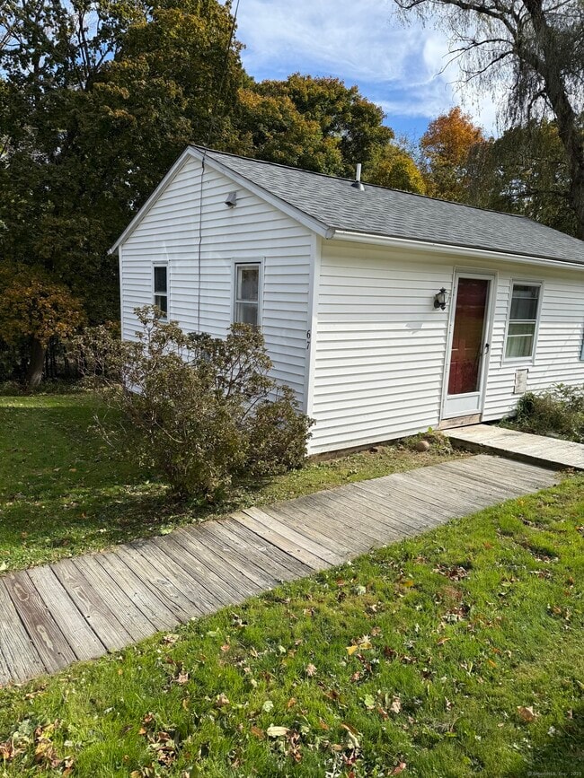 Photo - 67 S Lake St