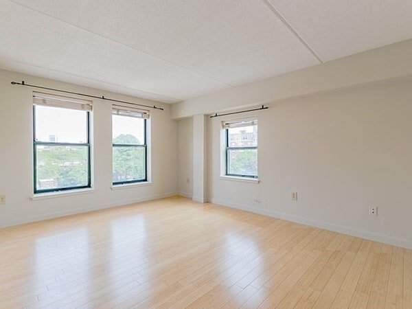Photo - 137 Peterborough St Unidad 5E
