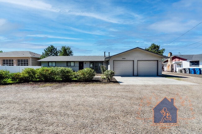 Photo - 2443 S Five Mile Rd