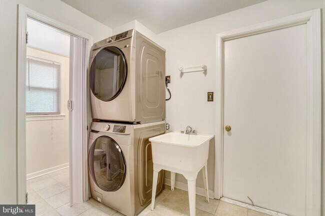 Photo - Perfectly situated on a quiet cul-de-sac in the highly sought-after Fairmont Estates community of...