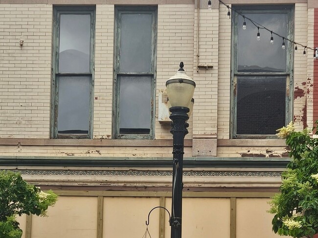 Photo - 59 S Grove Ave