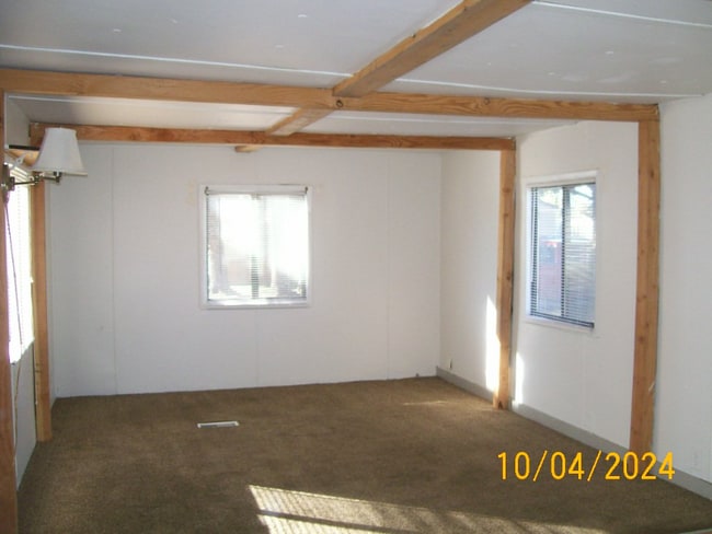 Photo - 3098 Springhill Rd