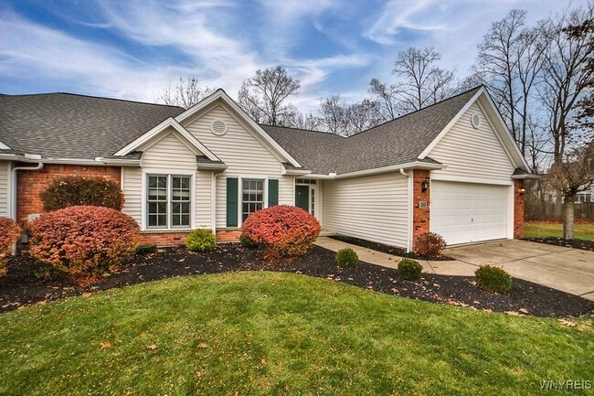 Photo - 480 Whitehaven Rd