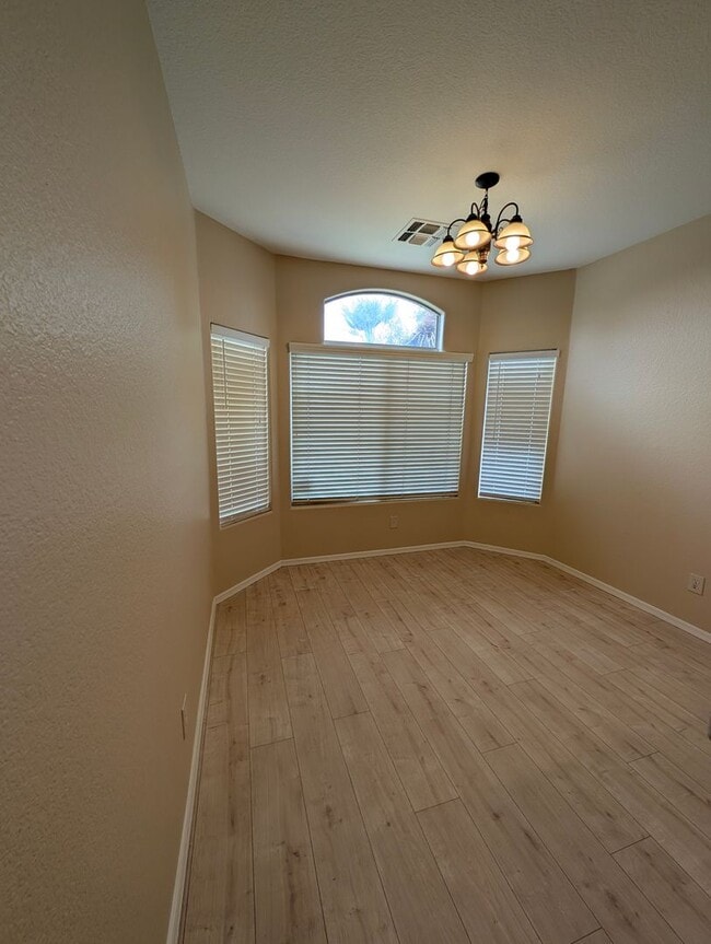Photo - AVAILABLE NOW IN SAN TAN RANCH GILBERT!!!!
